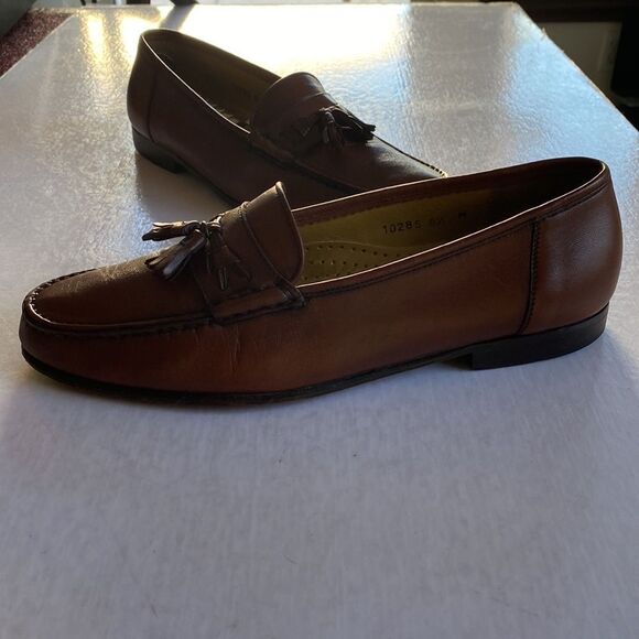 Magnanni Chestnut Leather Tassel Loafers main image 6